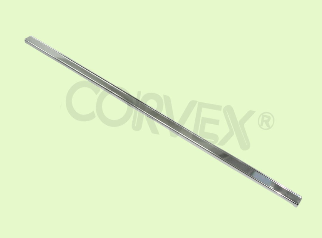 品號:  CV01-M30  ∞ TAILGATE  MOULDING 