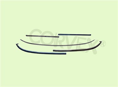 品號:  FD01-S26-1/5 ∞  WINDSHIELD  MOULDING 